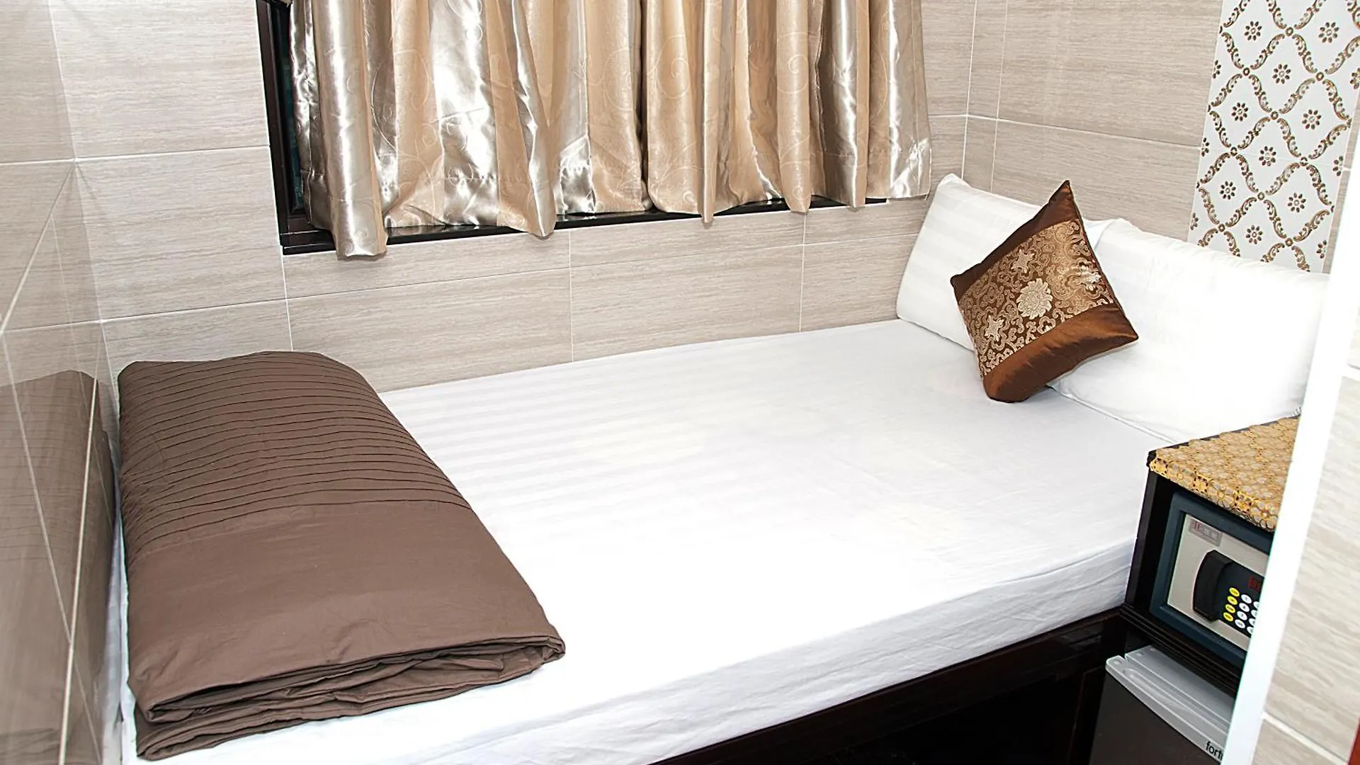 New Tokyo Hostel Hong Kong Guest house