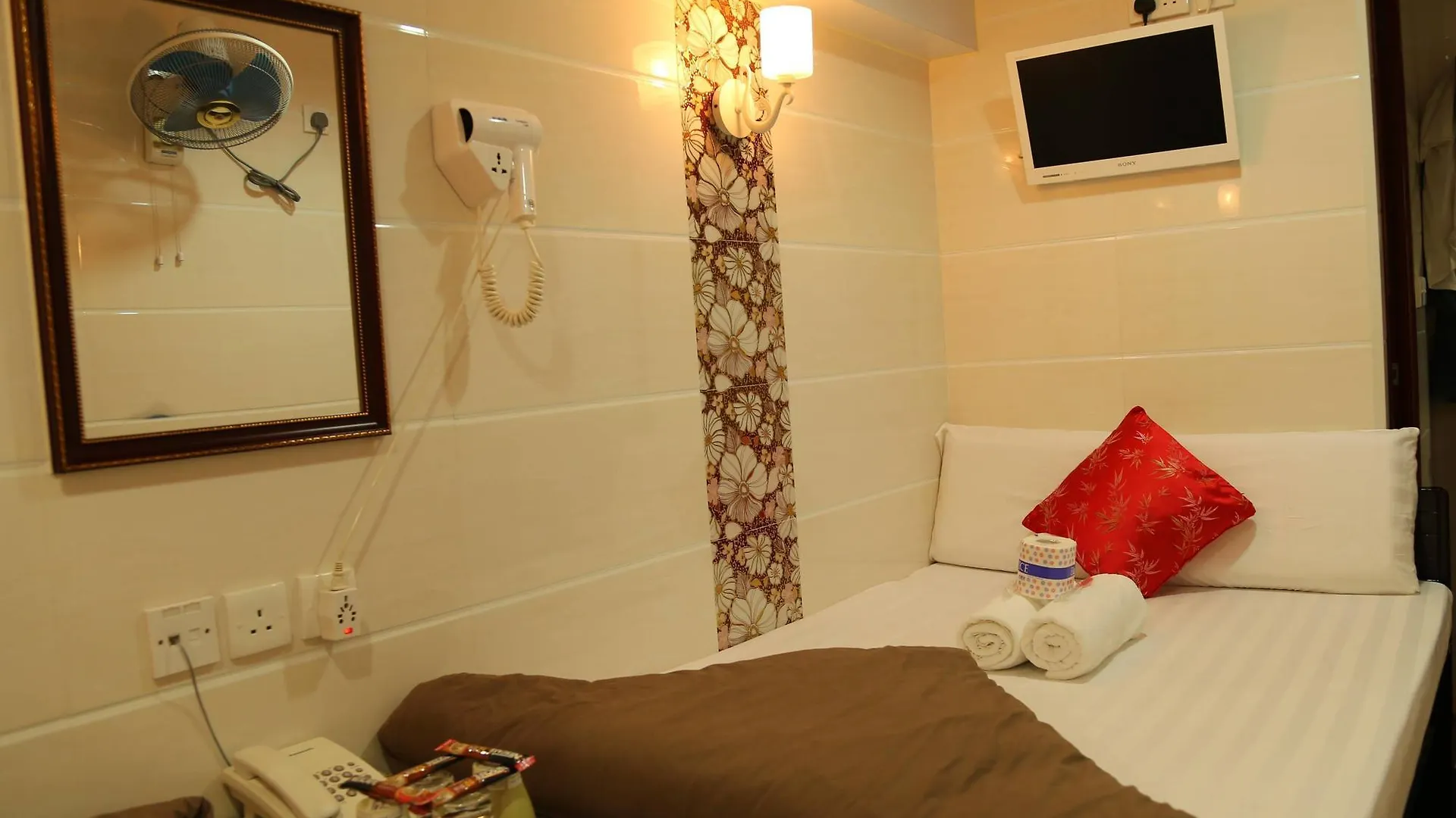 New Tokyo Hostel Hong Kong Guest house