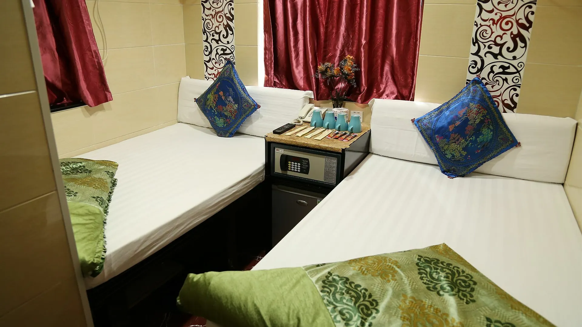 Guest house New Tokyo Hostel Hong Kong China