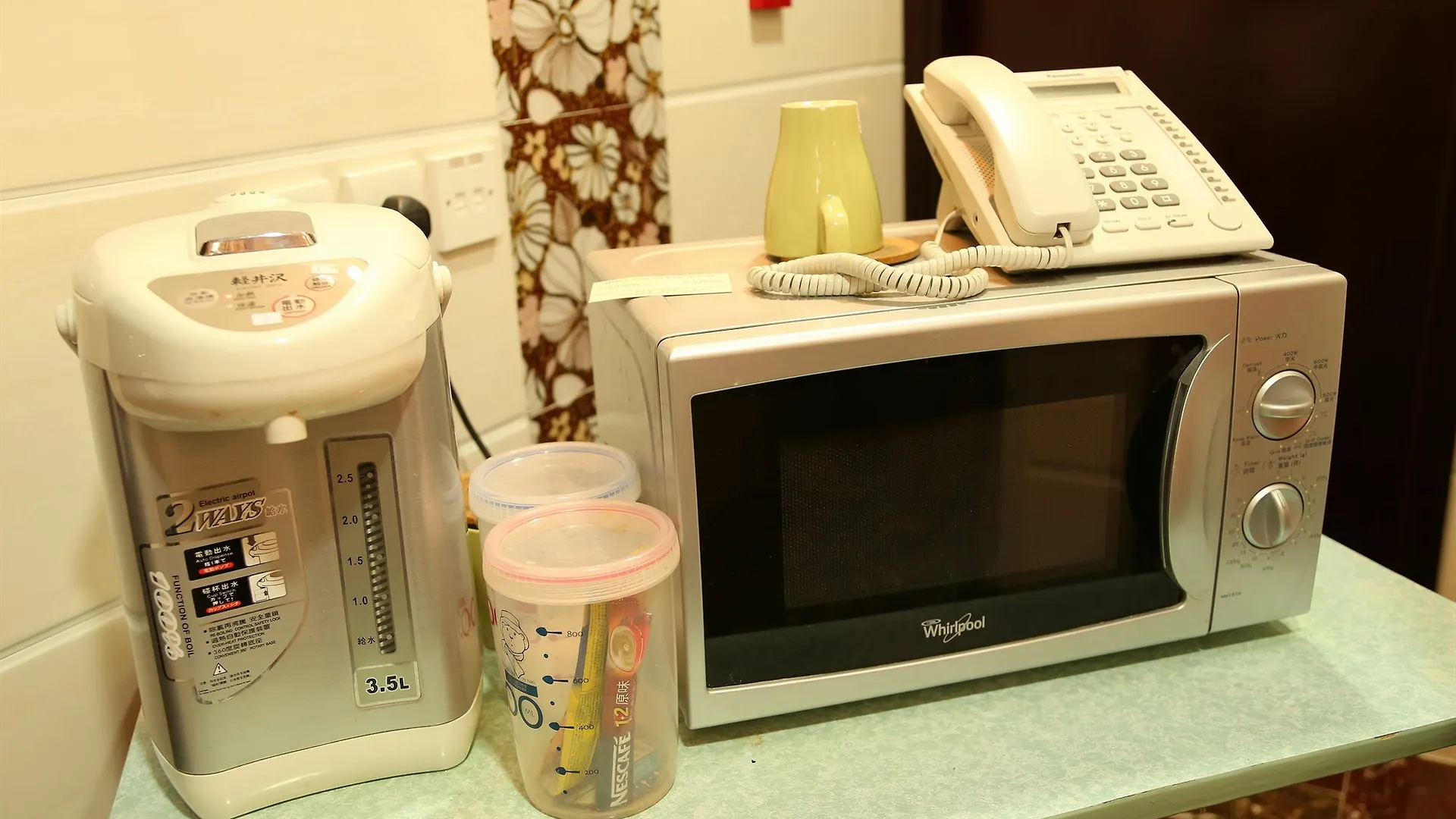 New Tokyo Hostel Hong Kong Guest house